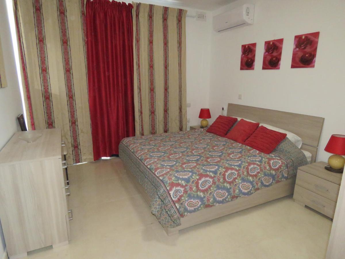 Aquamarine Sea Front Apartments - First Floor Marsaskala Luaran gambar