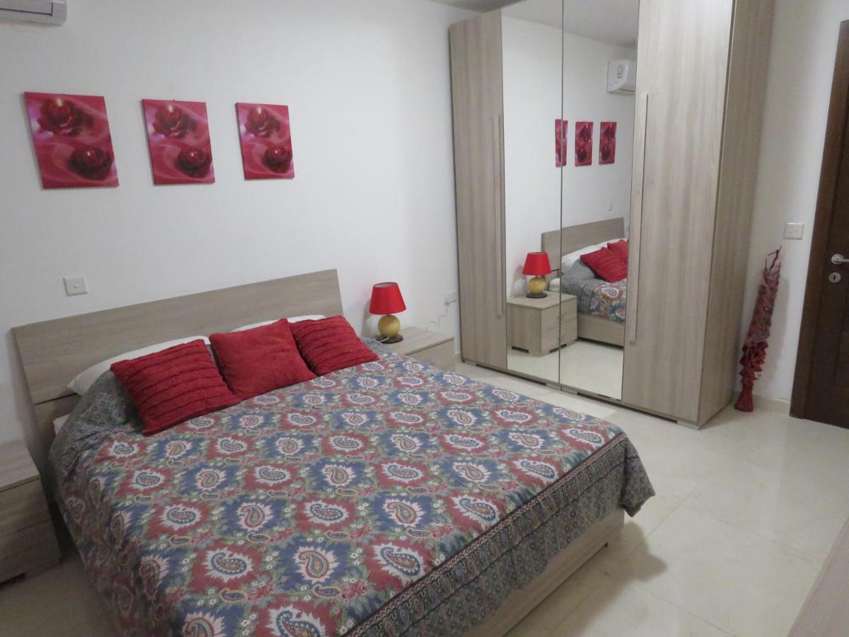 Aquamarine Sea Front Apartments - First Floor Marsaskala Luaran gambar